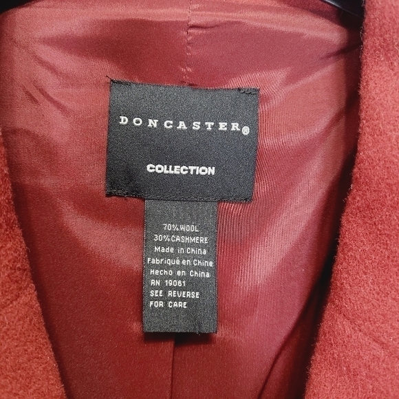 Doncaster Cashmere Jacket - Picture 5 of 11